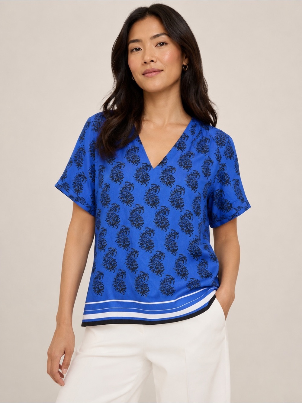 Banana Republic Blue Paisley V-Neck Blouse | Size Large